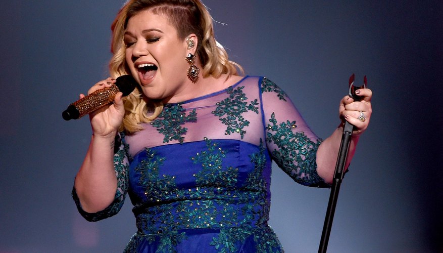 Kelly Clarkson’s holistic mental and physical wellness approach