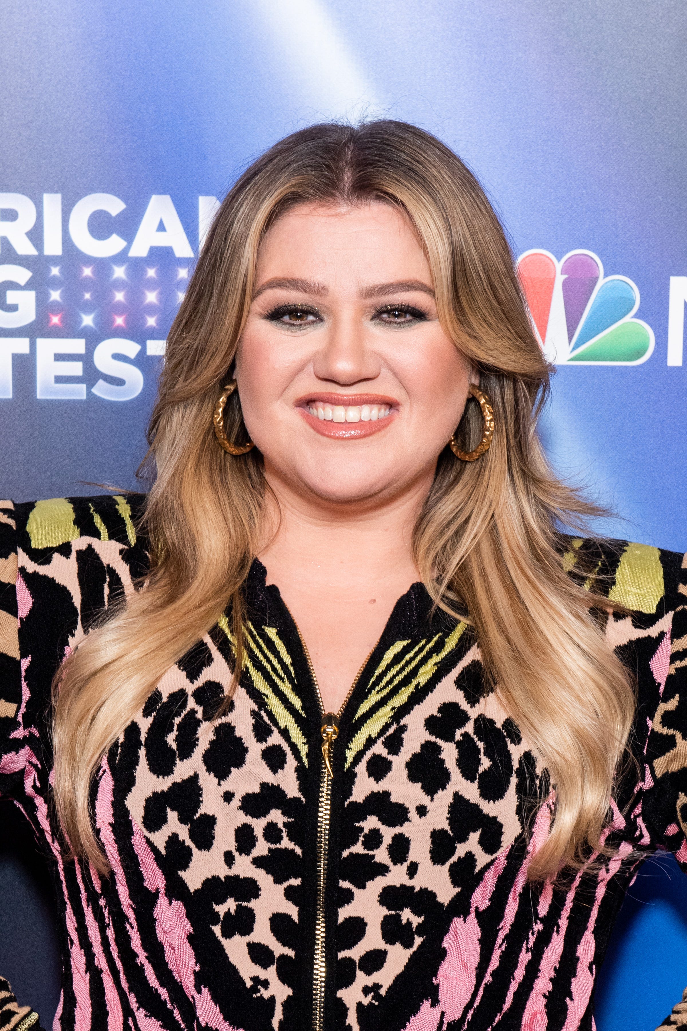 is kelly clarkson really promoting keto gummies