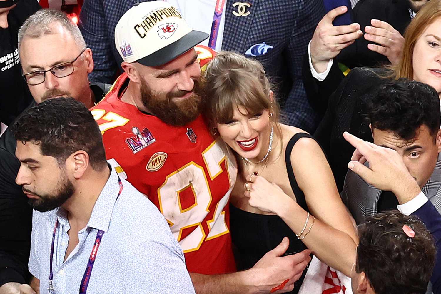 chiefs taylor swift travis kelce