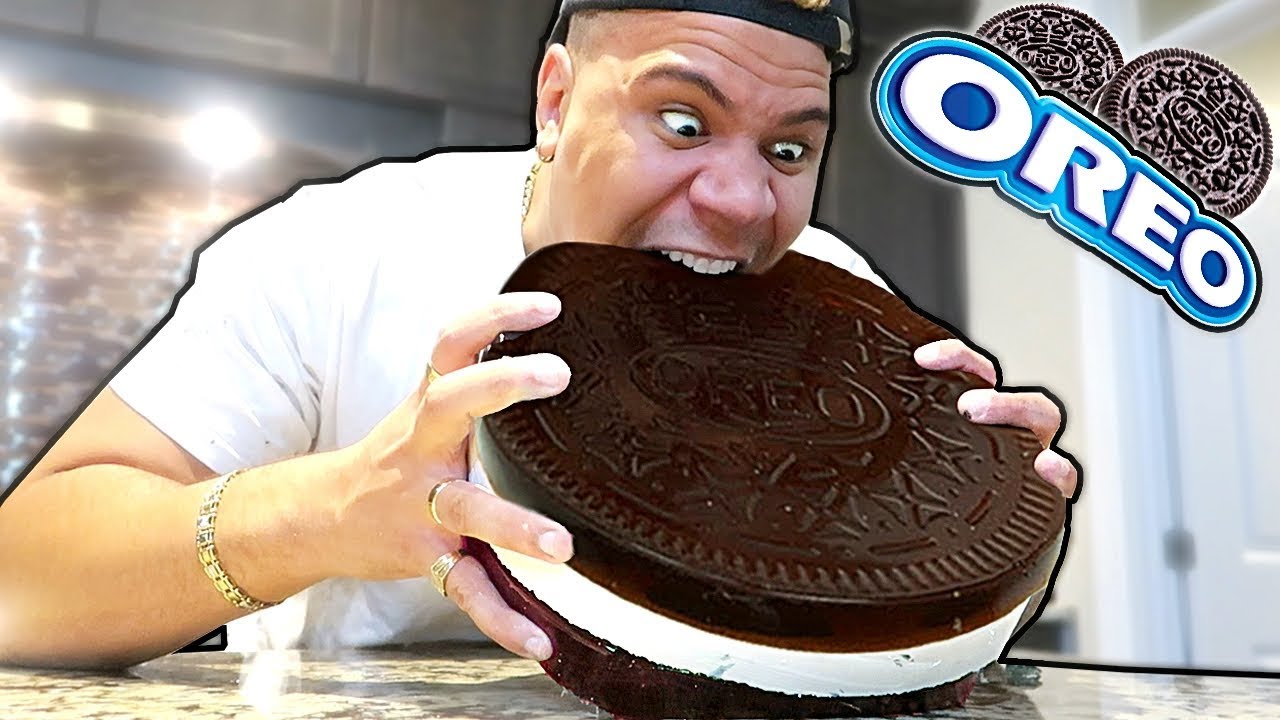big gummy food