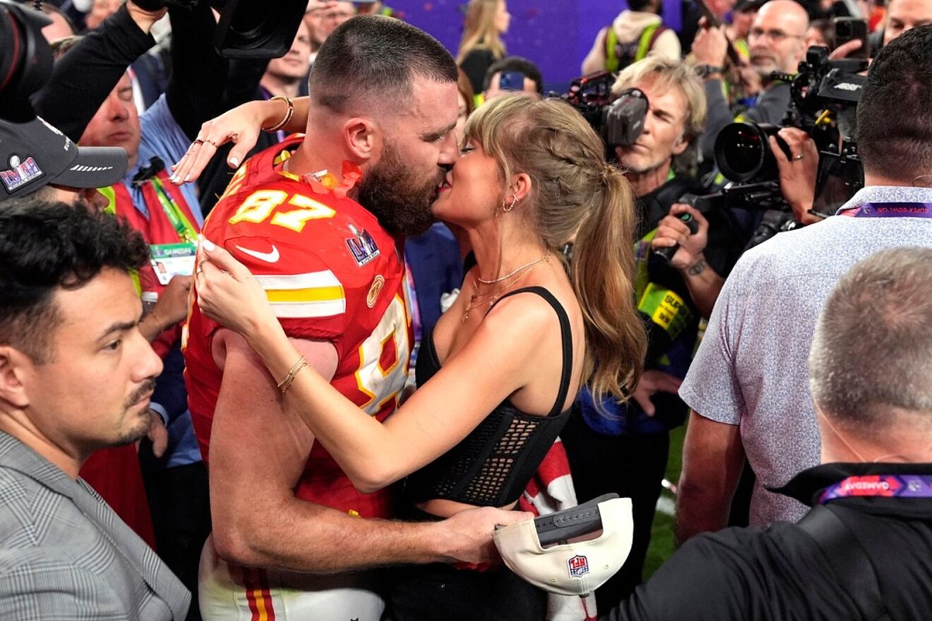 which taylor swift song is about travis kelce