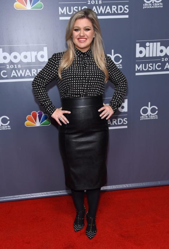 Kelly Clarkson’s advice for maintaining a balanced diet long-term