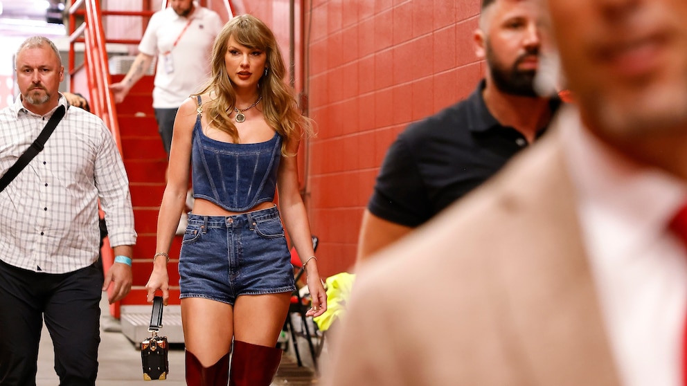 taylor swift and travis kelce news