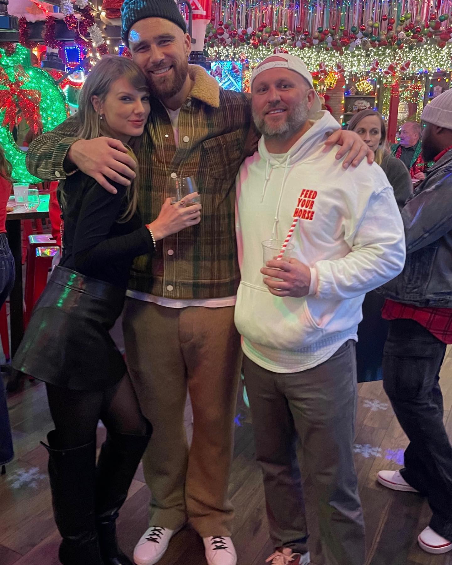 travis kelce taylor swift christmas