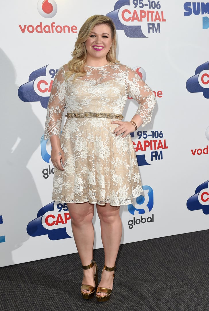 kelly clarkson height weight
