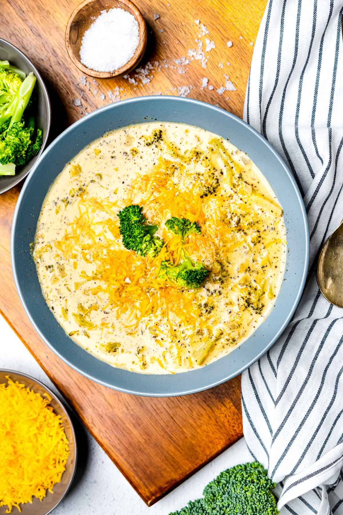 keto diet broccoli cheese soup