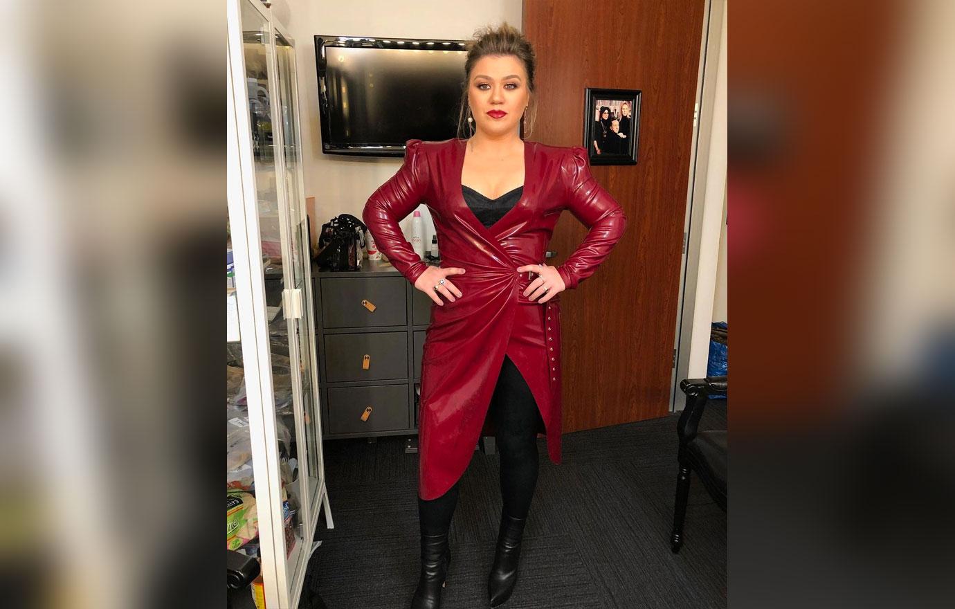 Kelly Clarkson’s Instagram posts about her transformation