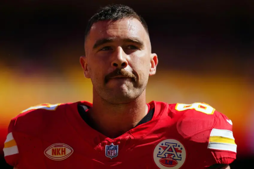 travis kelce message to taylor swift