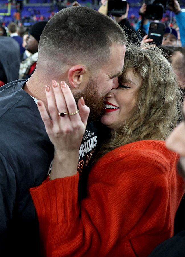 travis kelce kissed taylor swift after an amsterdam concert.