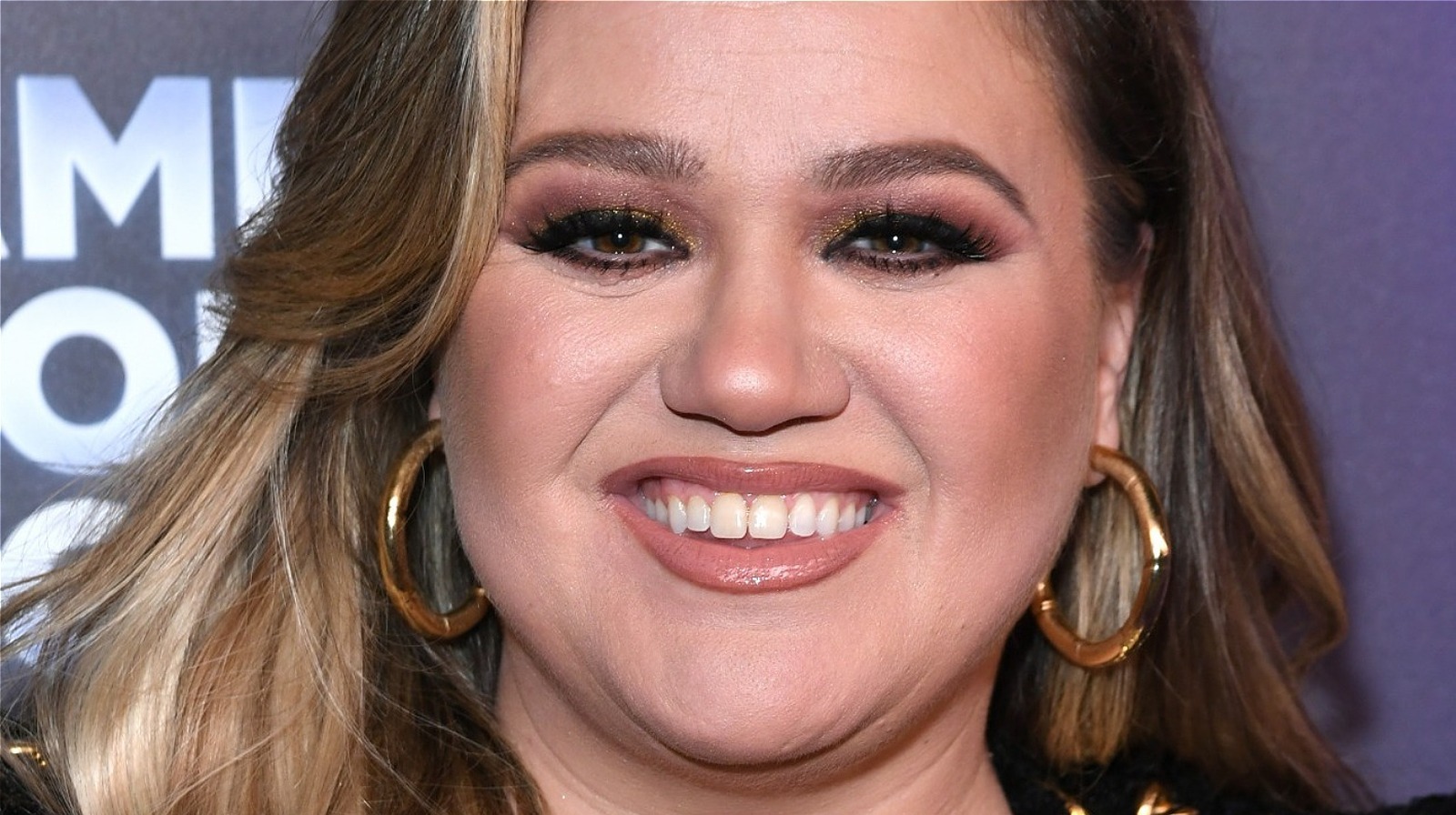 kelly clarkson gummy