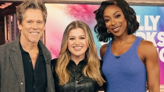 Kelly Clarkson’s Instagram fitness tips shared with fans