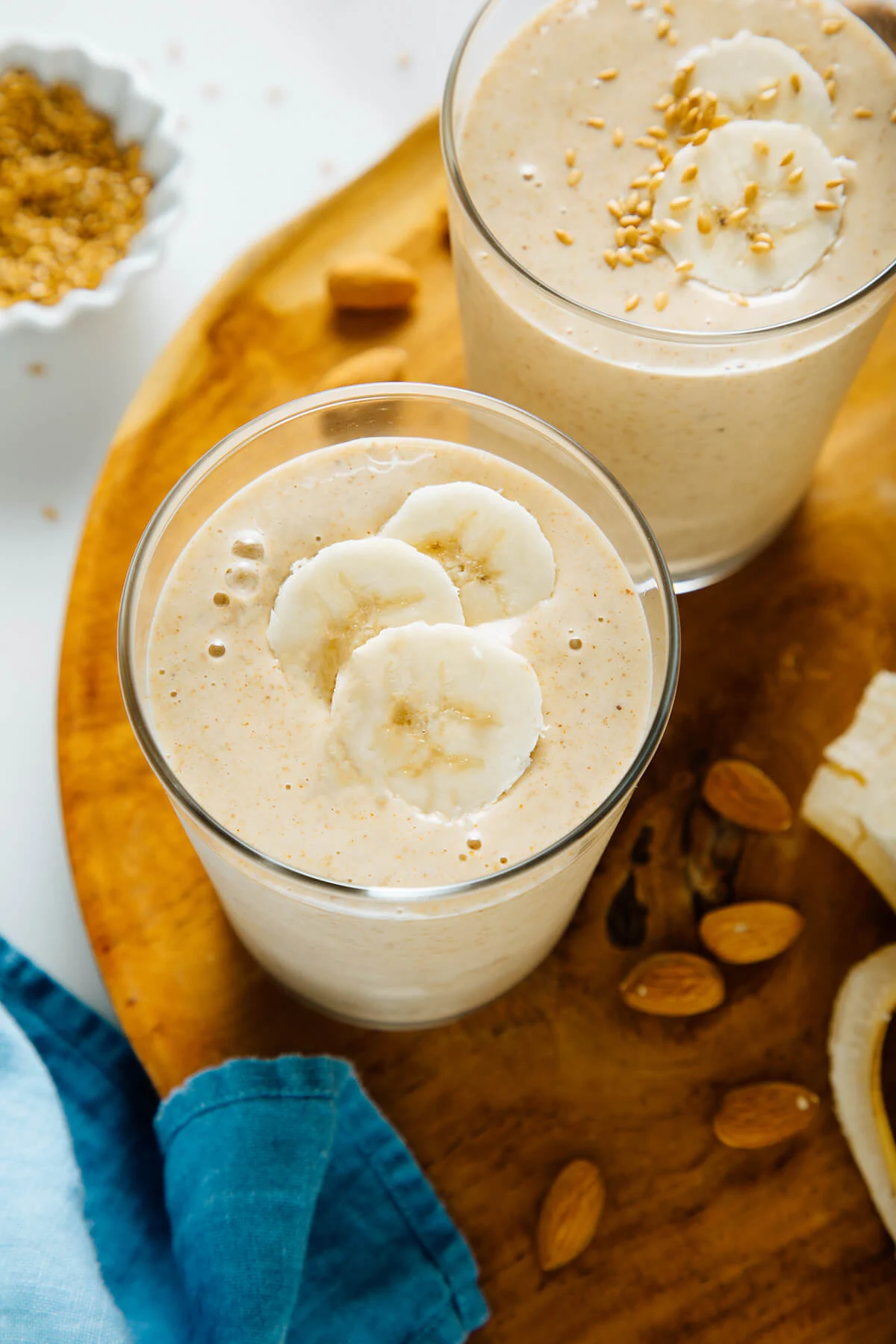 https://img.siterank.app/topic/banana-almond-milk-smoothie-ingredients.png