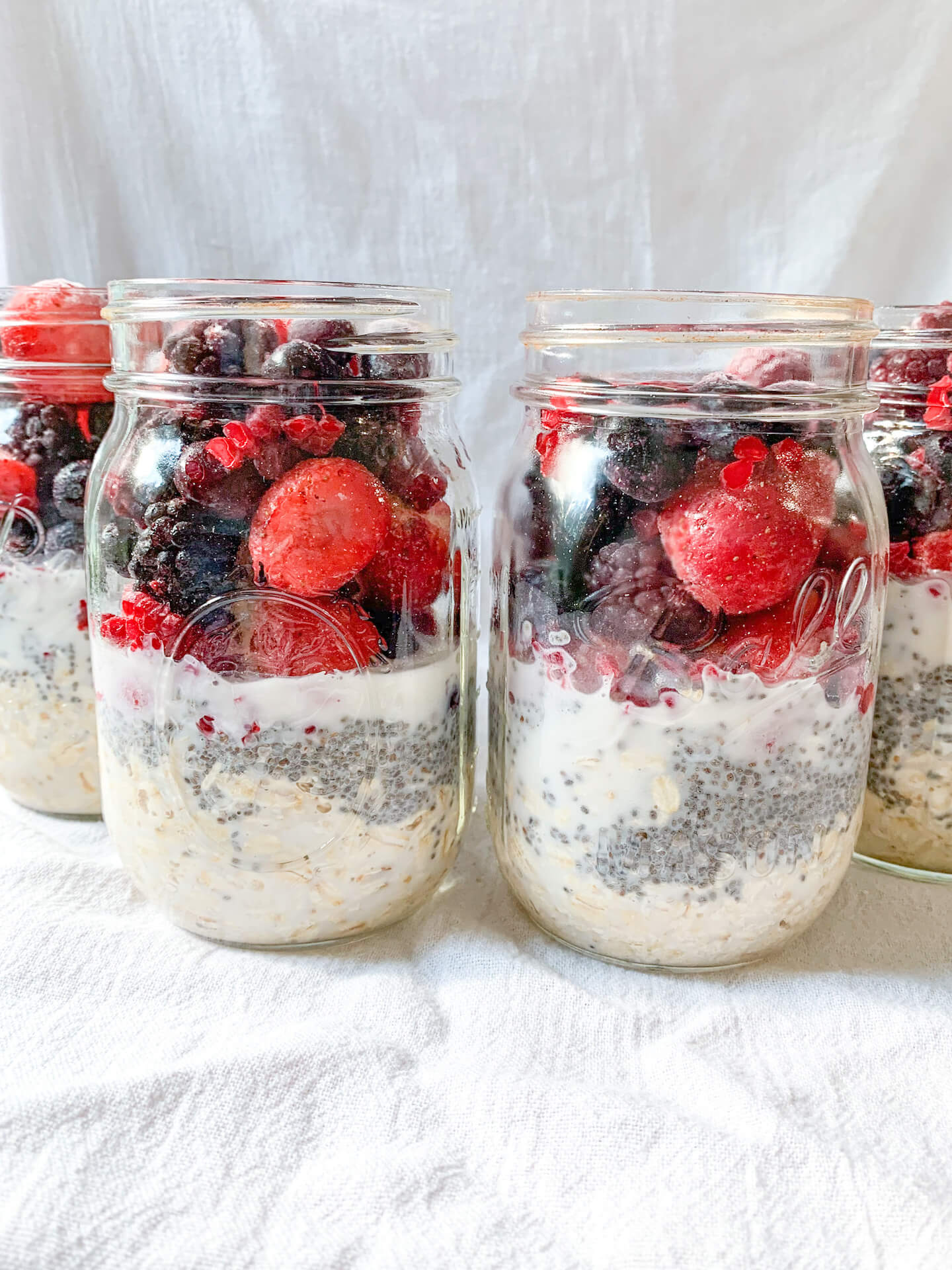 https://img.siterank.app/topic/berry-chia-overnight-oats-breakfast-jar.png