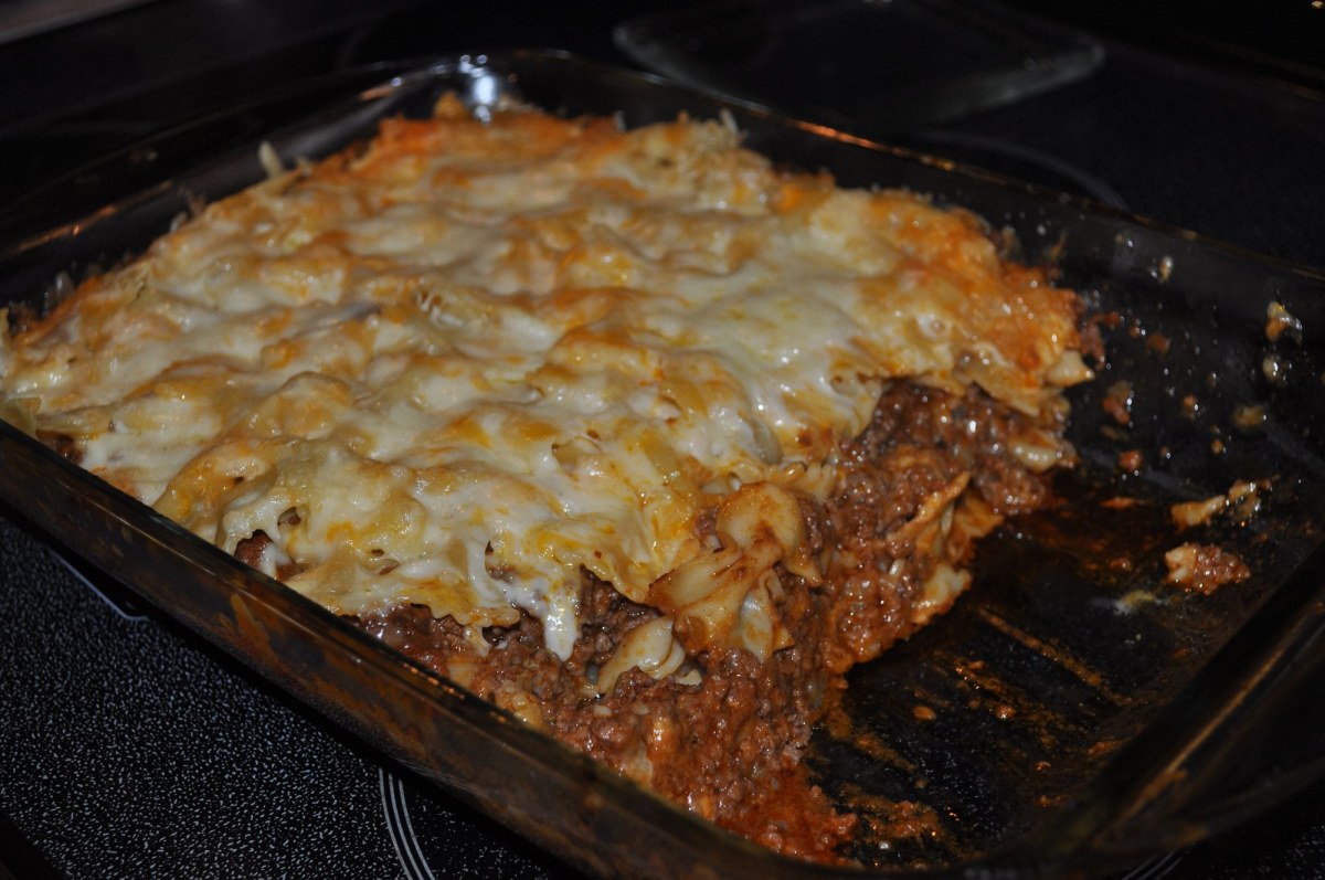 hamburger-casserole-home-cooked-dish-recipe