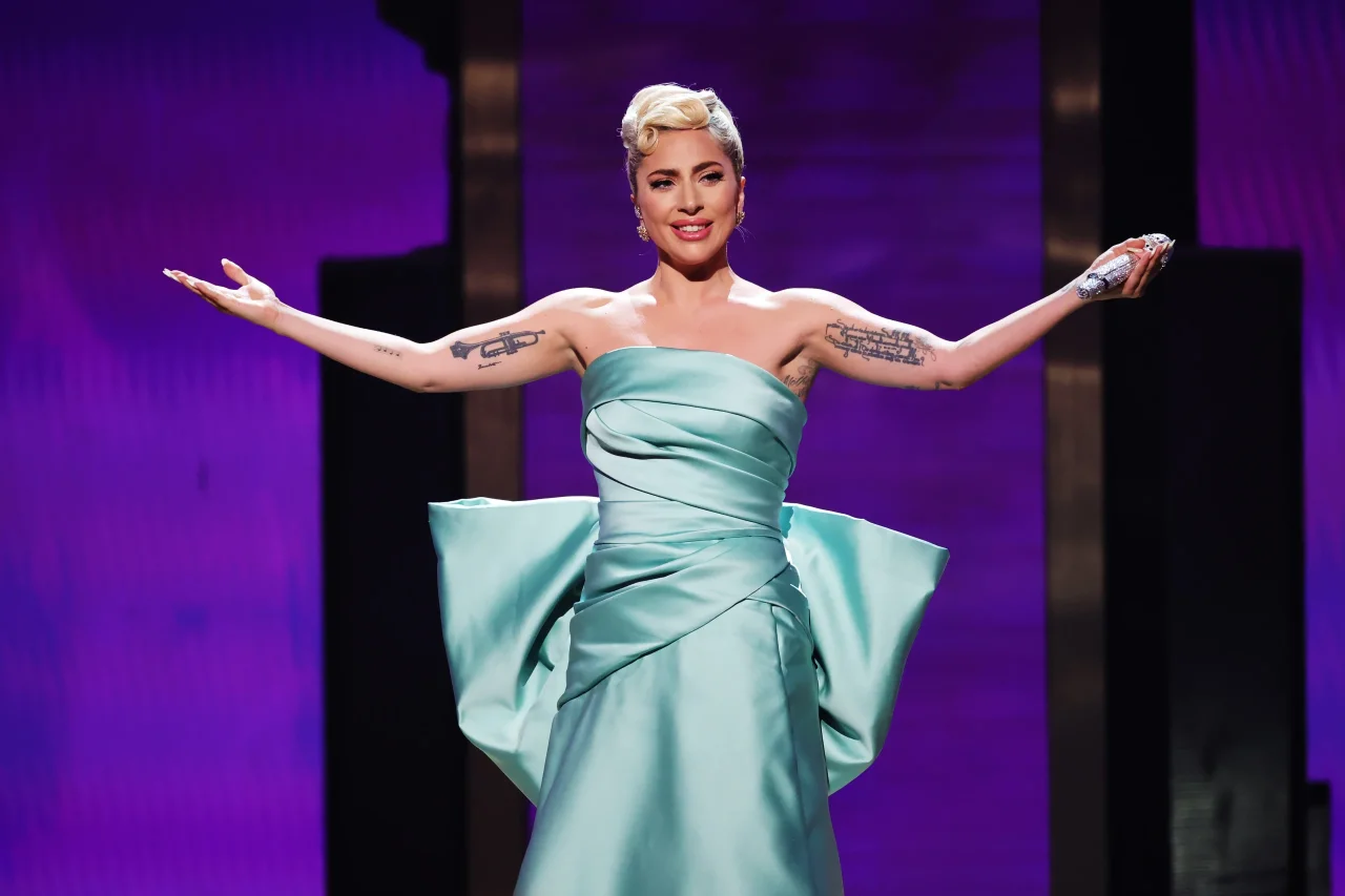 knee length dresses for ladies Pink Lady Gaga Strapless Short Party Hot Dress V Neck Prom Celebrity F   Hoprom