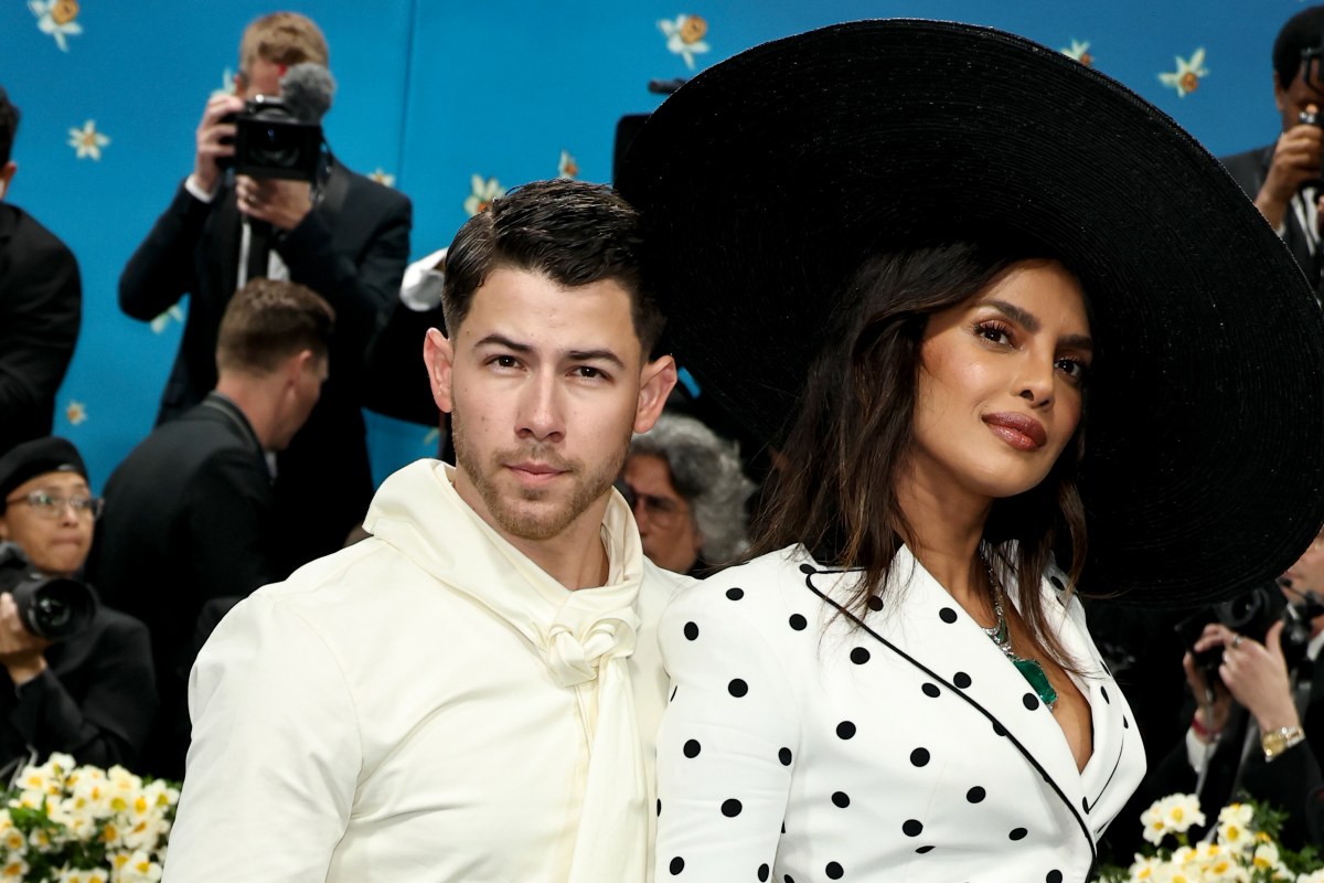 She Lost 21 lbs for Met Gala. Doctors Outraged.